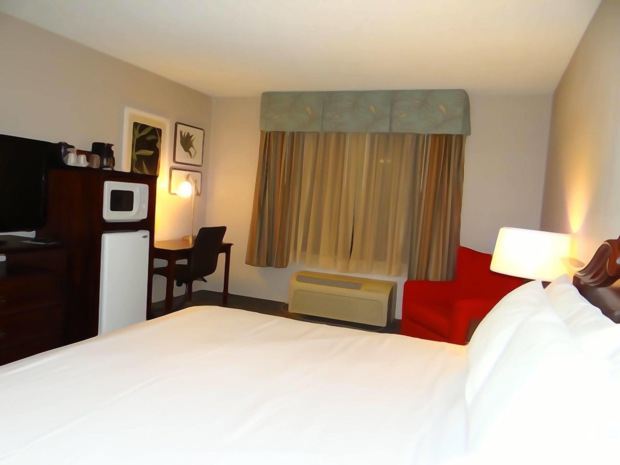 Country & By Radisson, Salisbury, Md Hotel